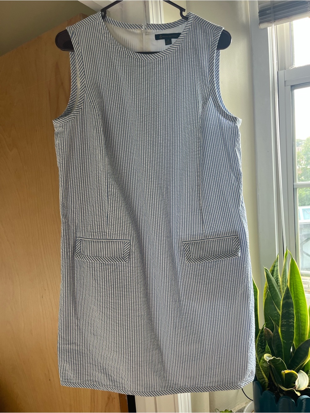 Brooks Brothers Seersucker Shift Dress | Women’s Size 14 | Blue & White Striped